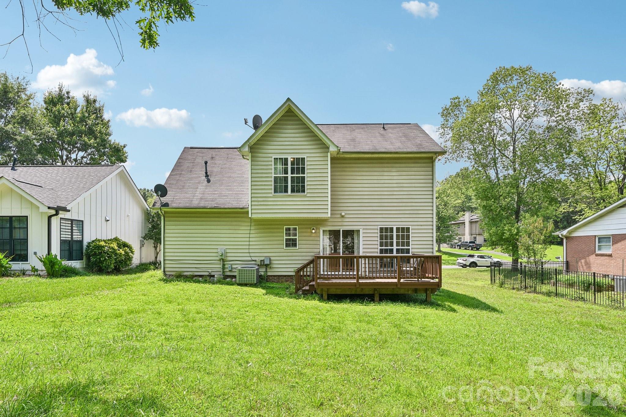 7329 Starvalley Drive Property Photo 21