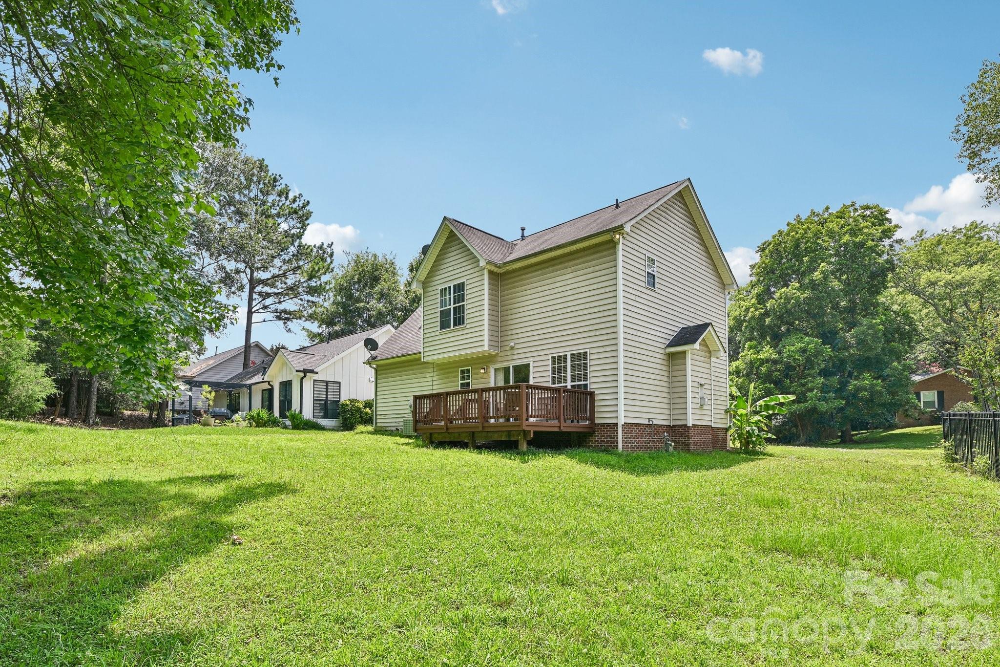 7329 Starvalley Drive Property Photo 22