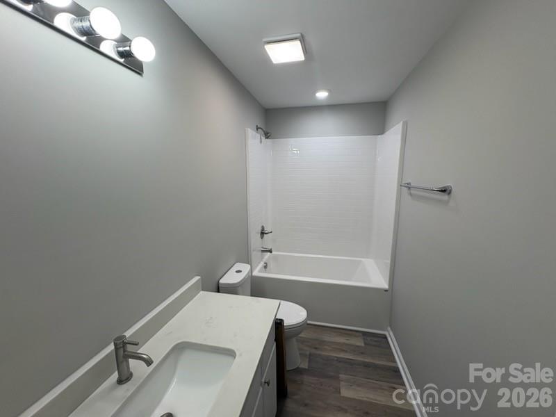 514 Gardner Street Property Photo 29
