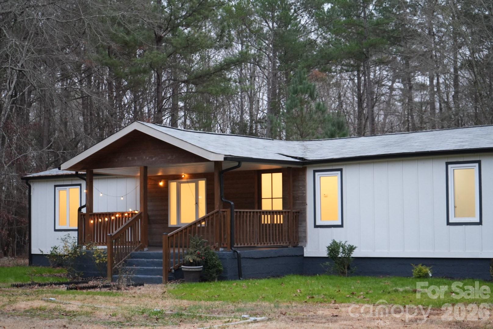 3236 Daystar Road Property Photo 1