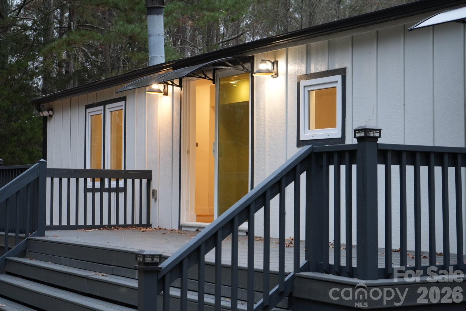 3236 Daystar Road Property Photo 4