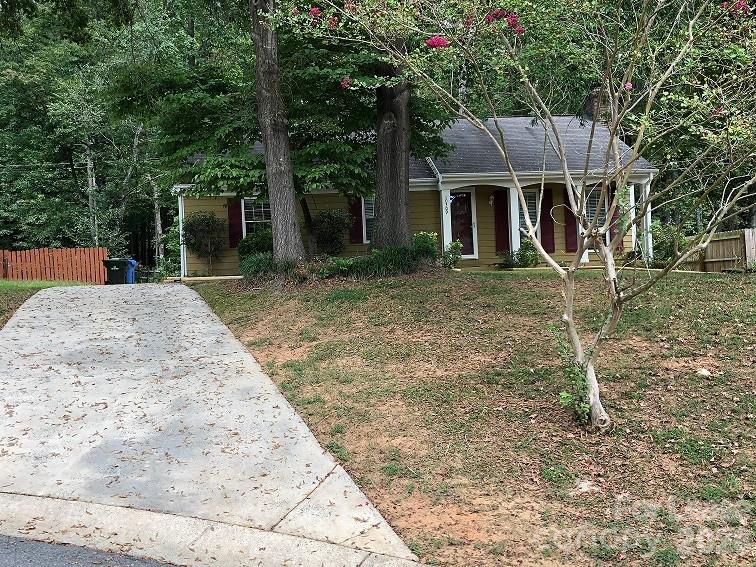 10309 Roundhouse Circle Property Photo 2