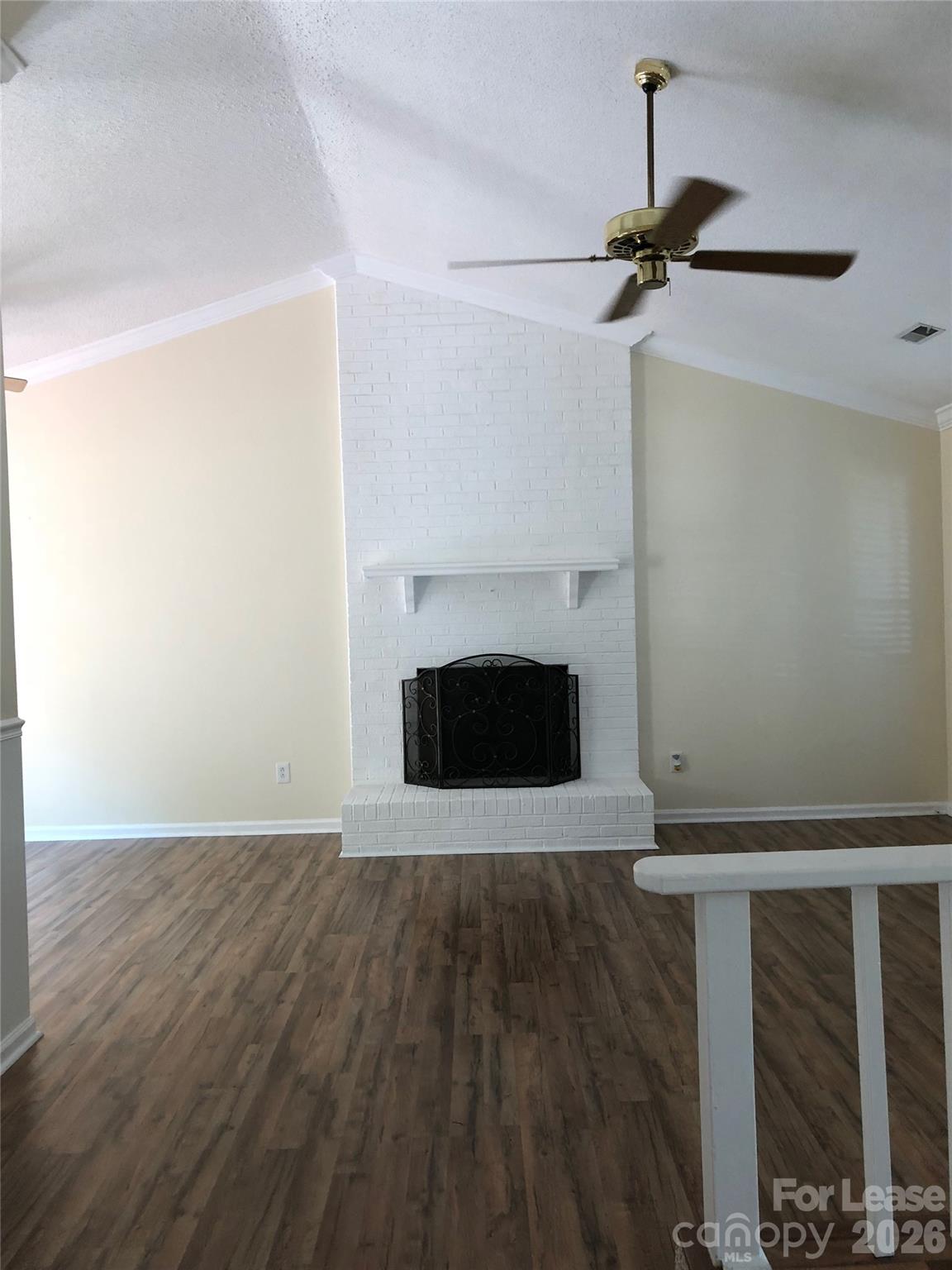 10309 Roundhouse Circle Property Photo 3