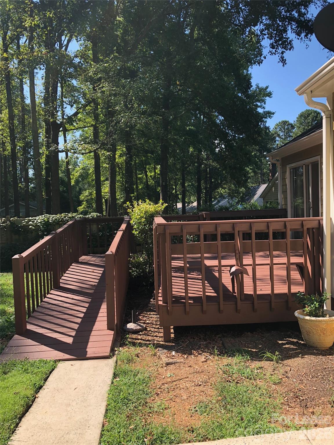 10309 Roundhouse Circle Property Photo 13