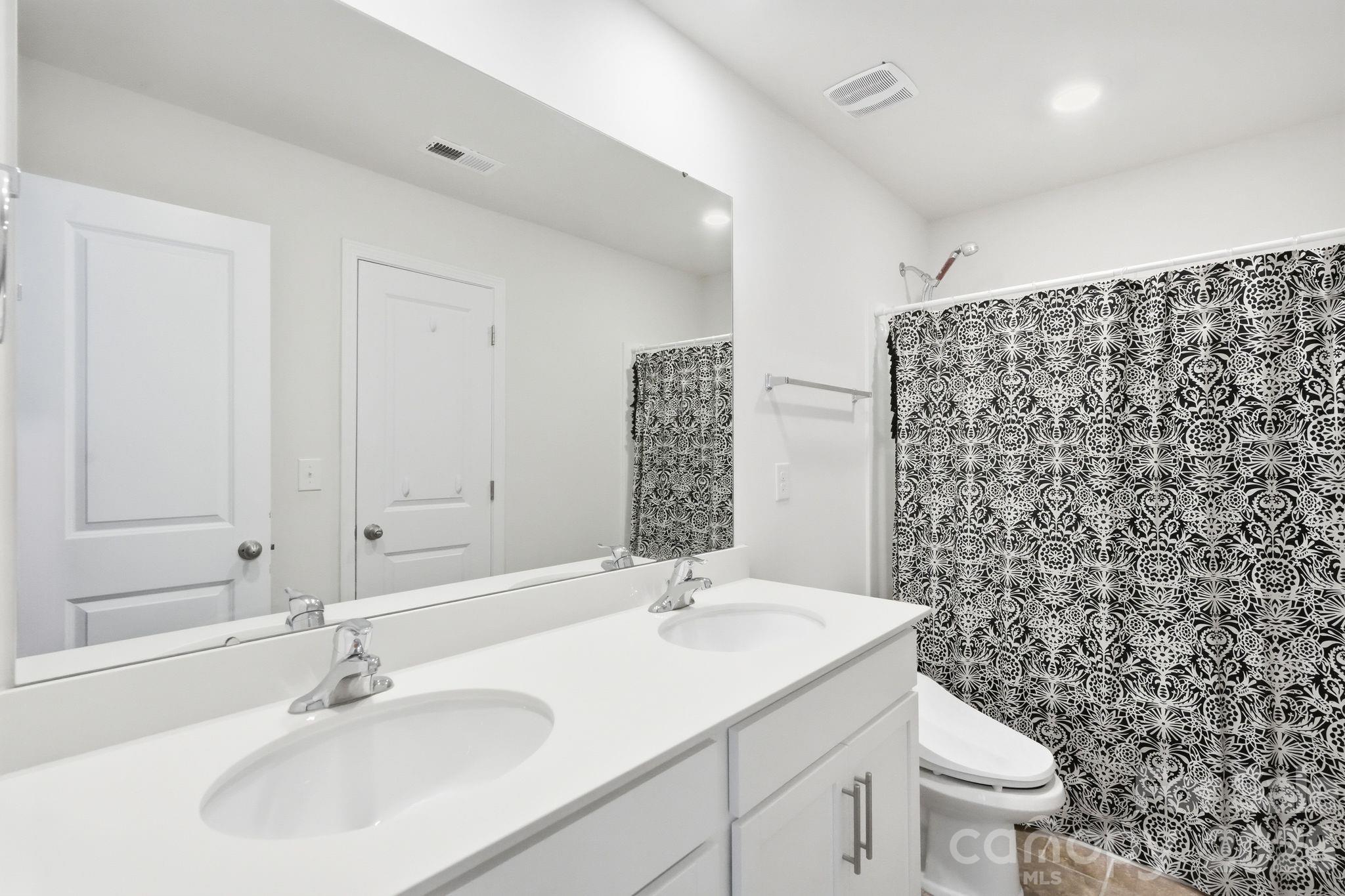 7572 Nolen Farm Drive Property Photo 26
