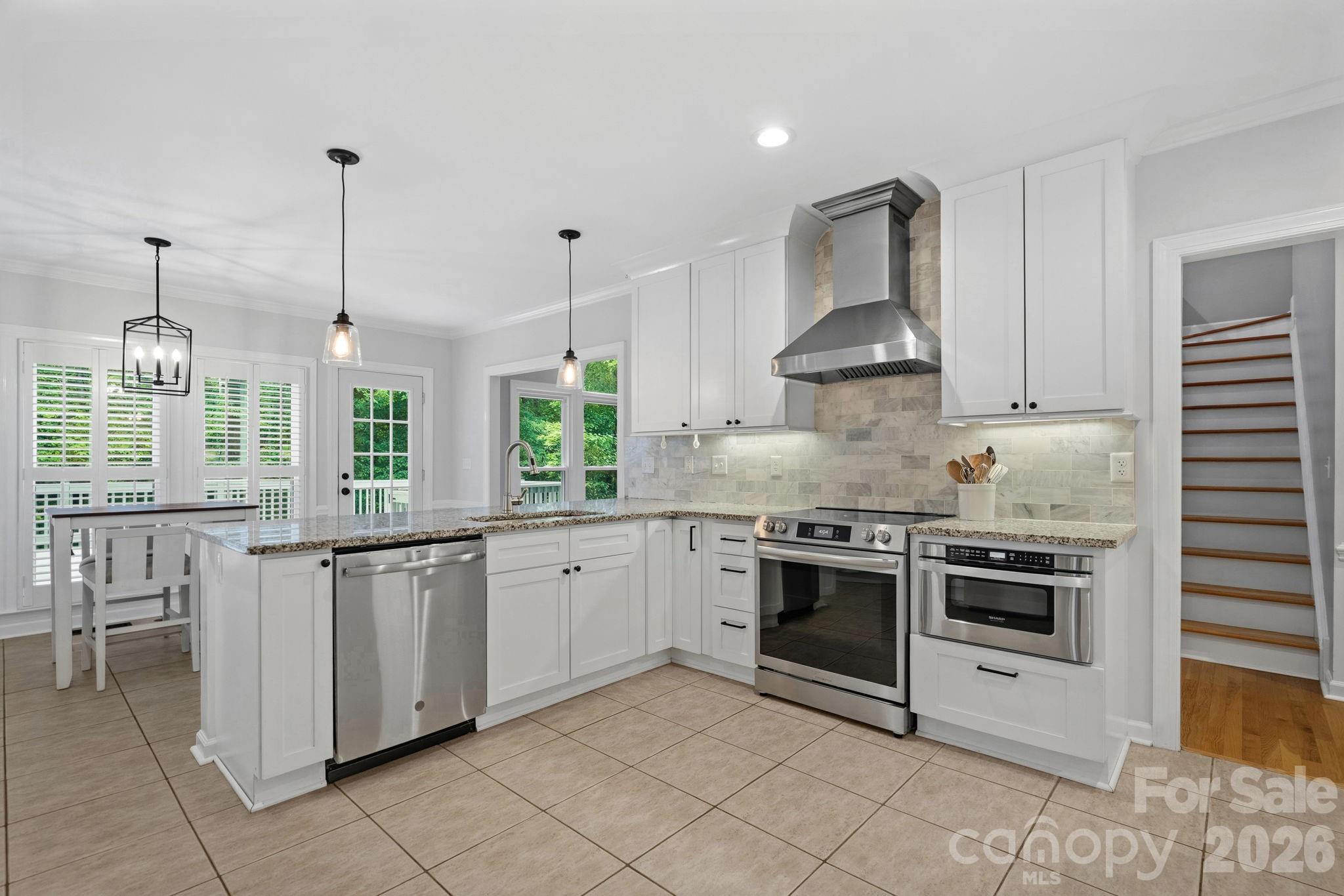 8414 Summerfield Lane Property Photo 14