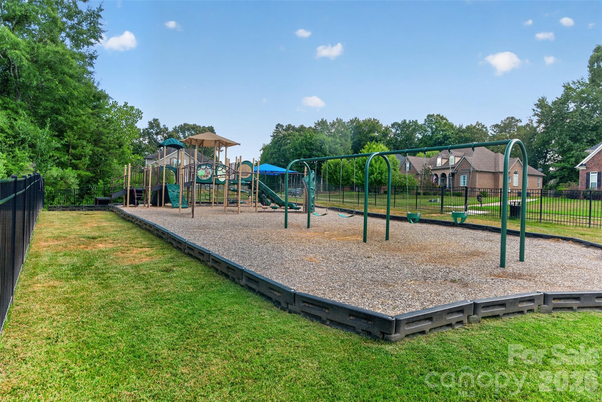 1001 Dunwoody Drive Property Photo 46
