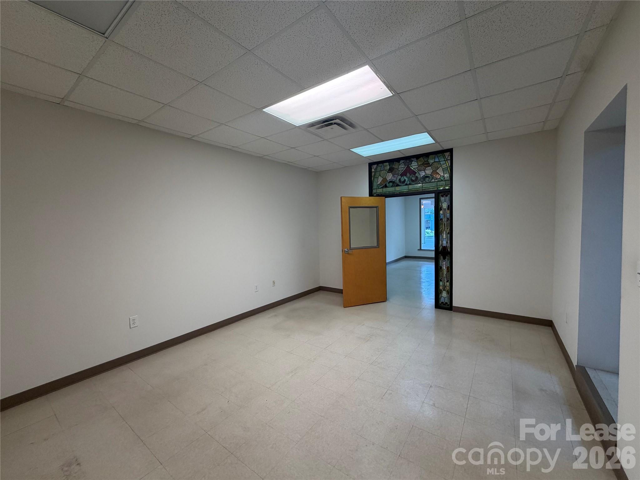 119 E Broad Street Property Photo 11