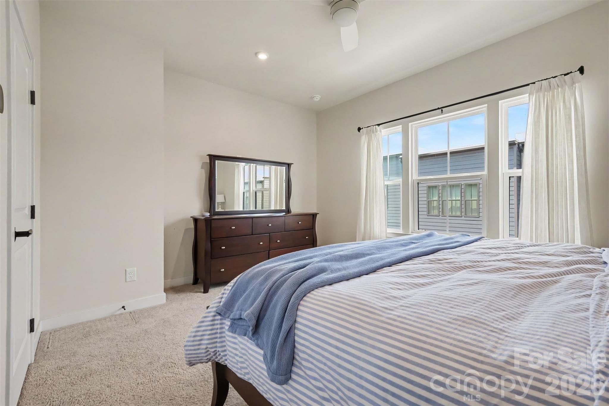 1018 Simcoe Lane Property Photo 18