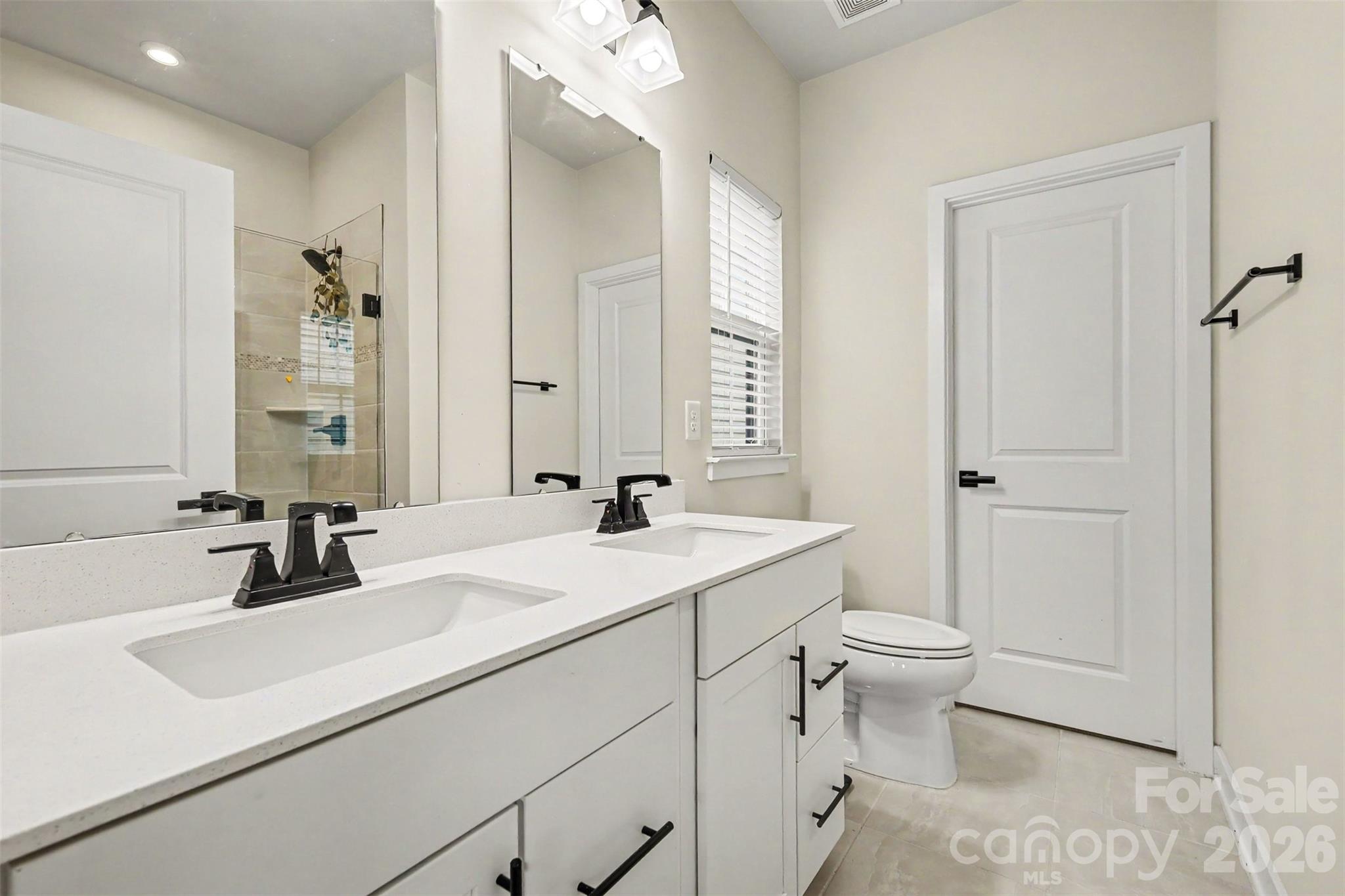 1018 Simcoe Lane Property Photo 19