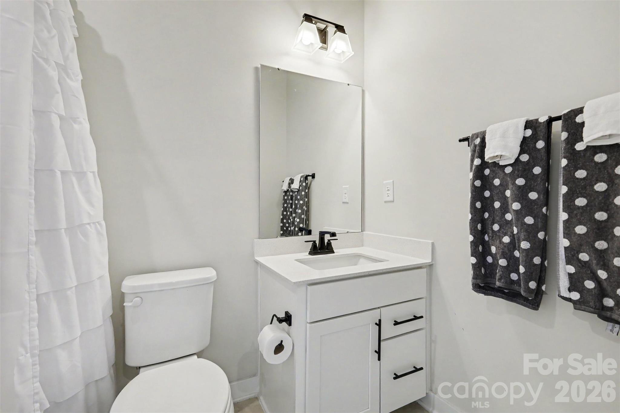 1018 Simcoe Lane Property Photo 24