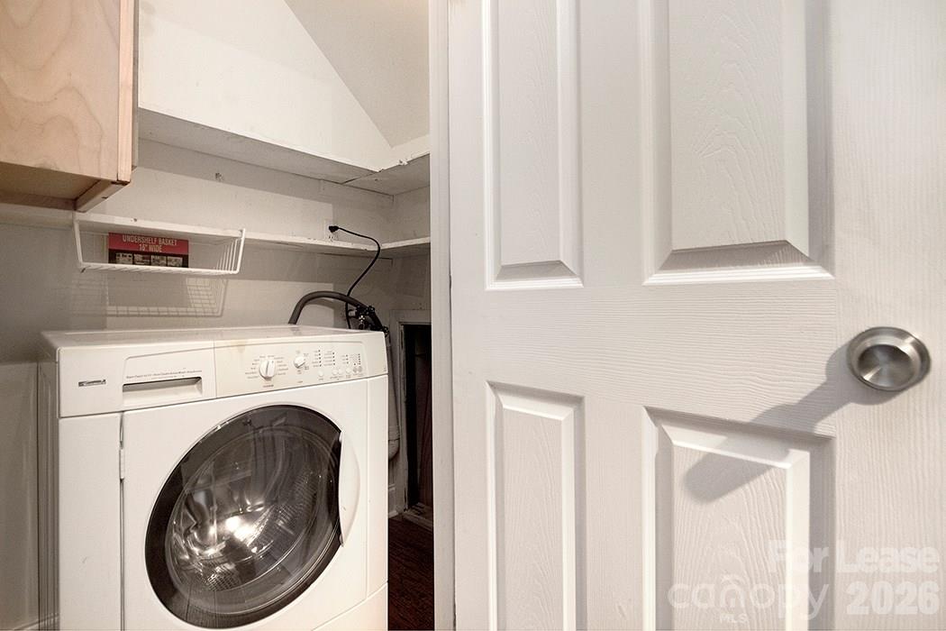 951 Hollywood Street K Property Photo 10