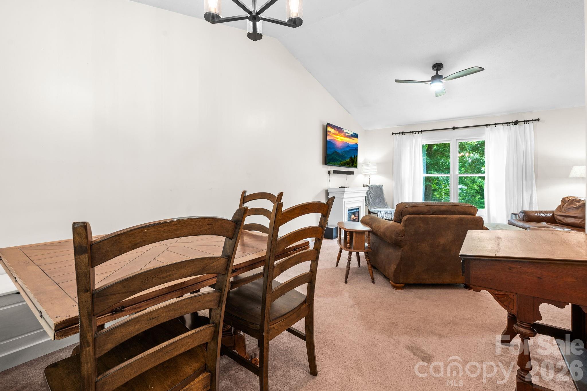 100 Summersweet Drive Property Photo 6
