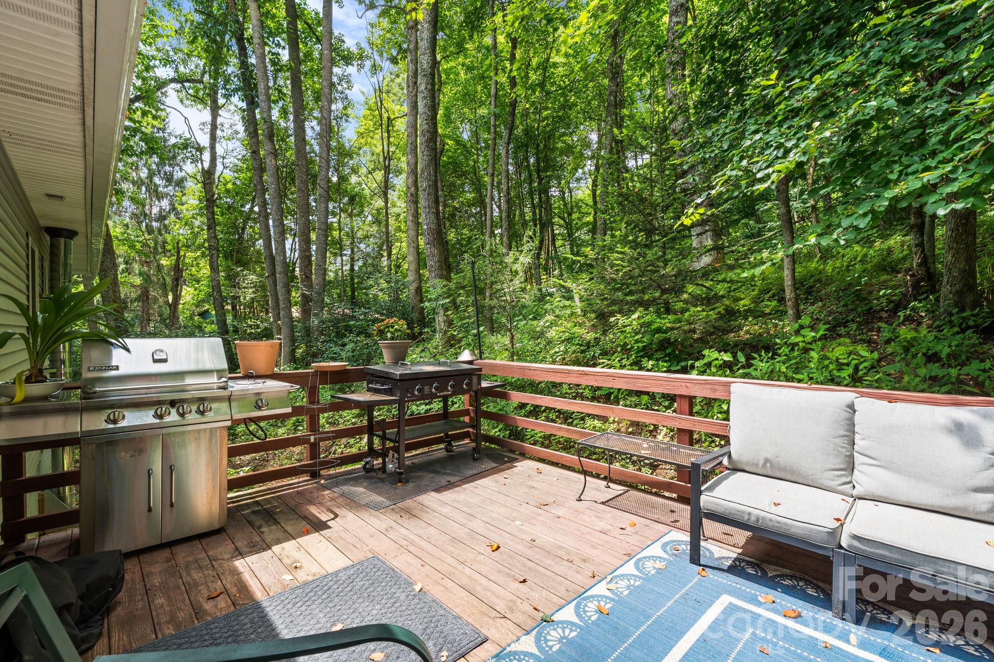 100 Summersweet Drive Property Photo 28