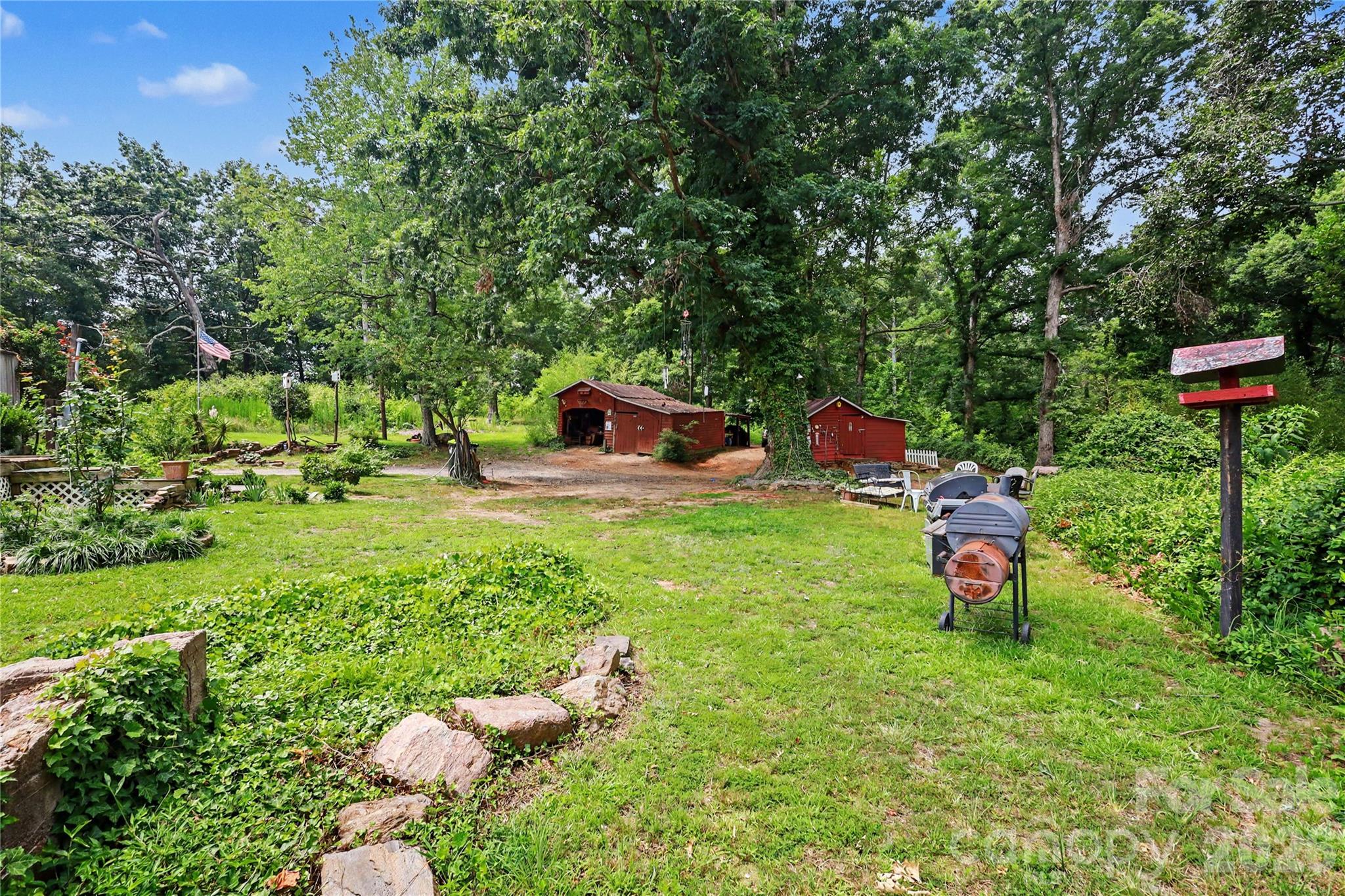 732 Woods Chapel Road Property Photo 20