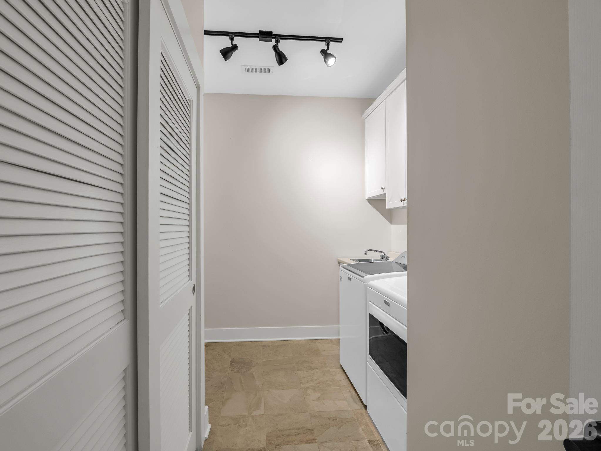 595 Summerfield Place Property Photo 21