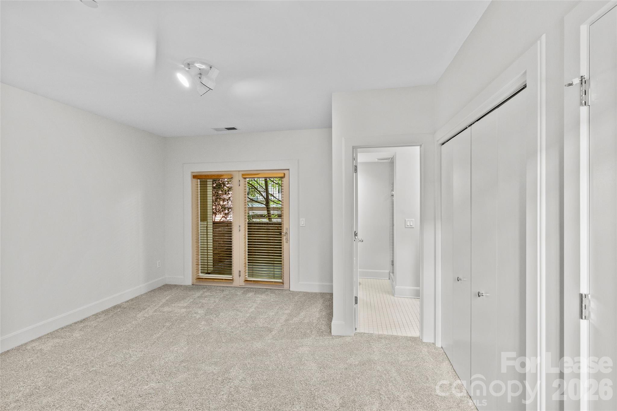 420 Queens Road 7 Property Photo 17