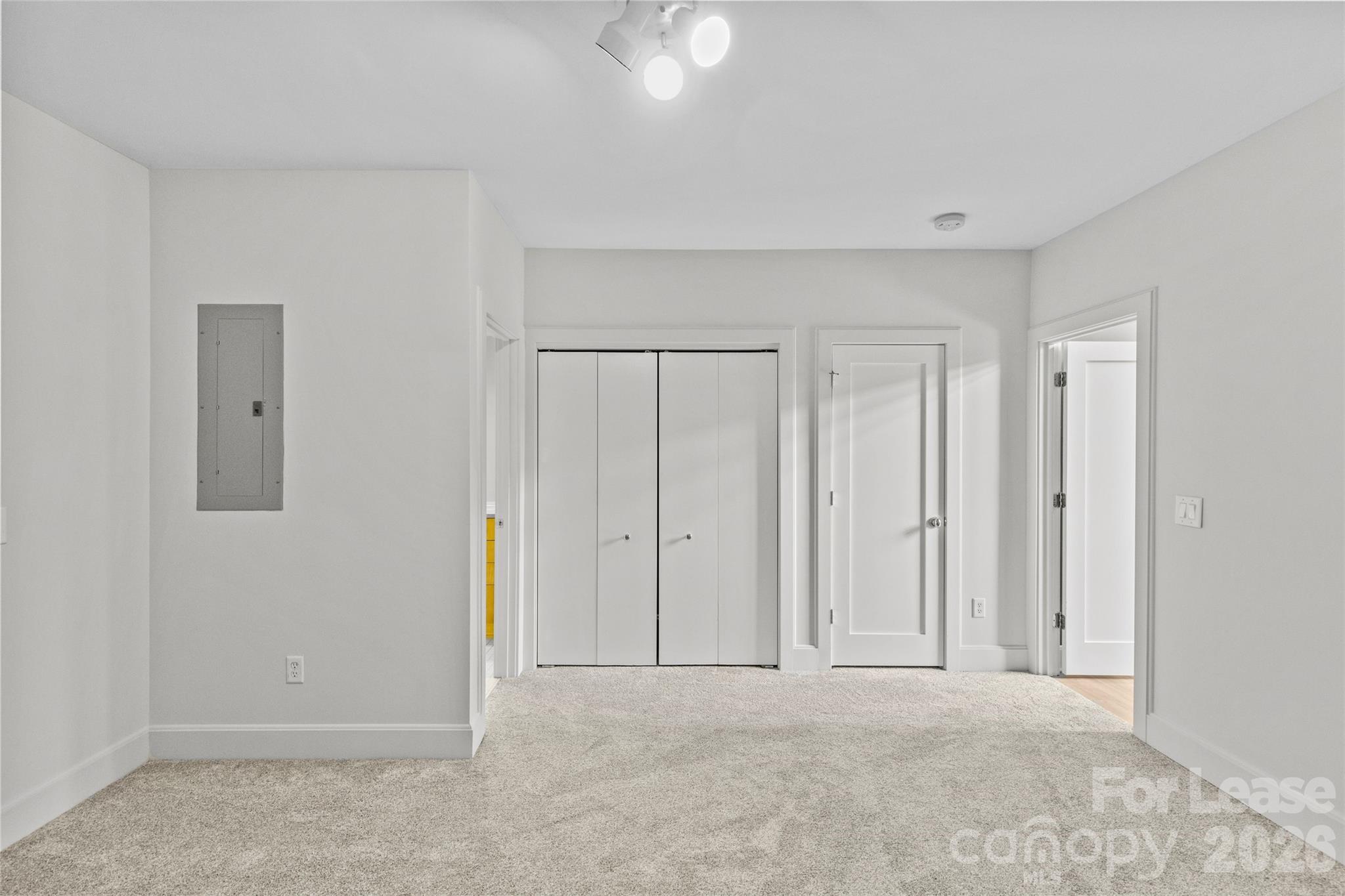 420 Queens Road 7 Property Photo 21