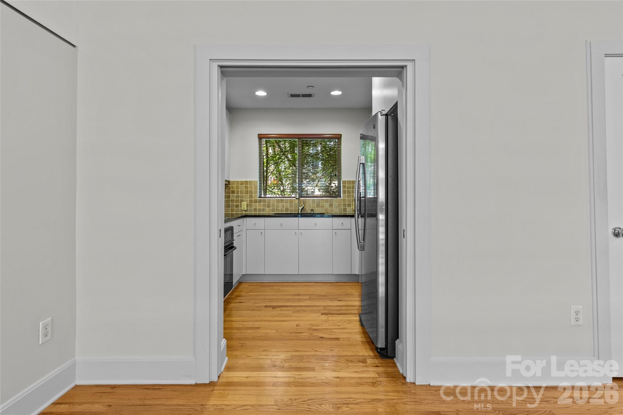 420 Queens Road 7 Property Photo 34