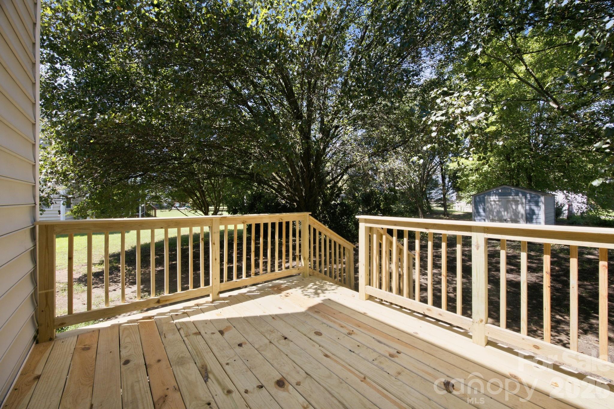 12313 Carolina Crossing Drive Property Photo 33