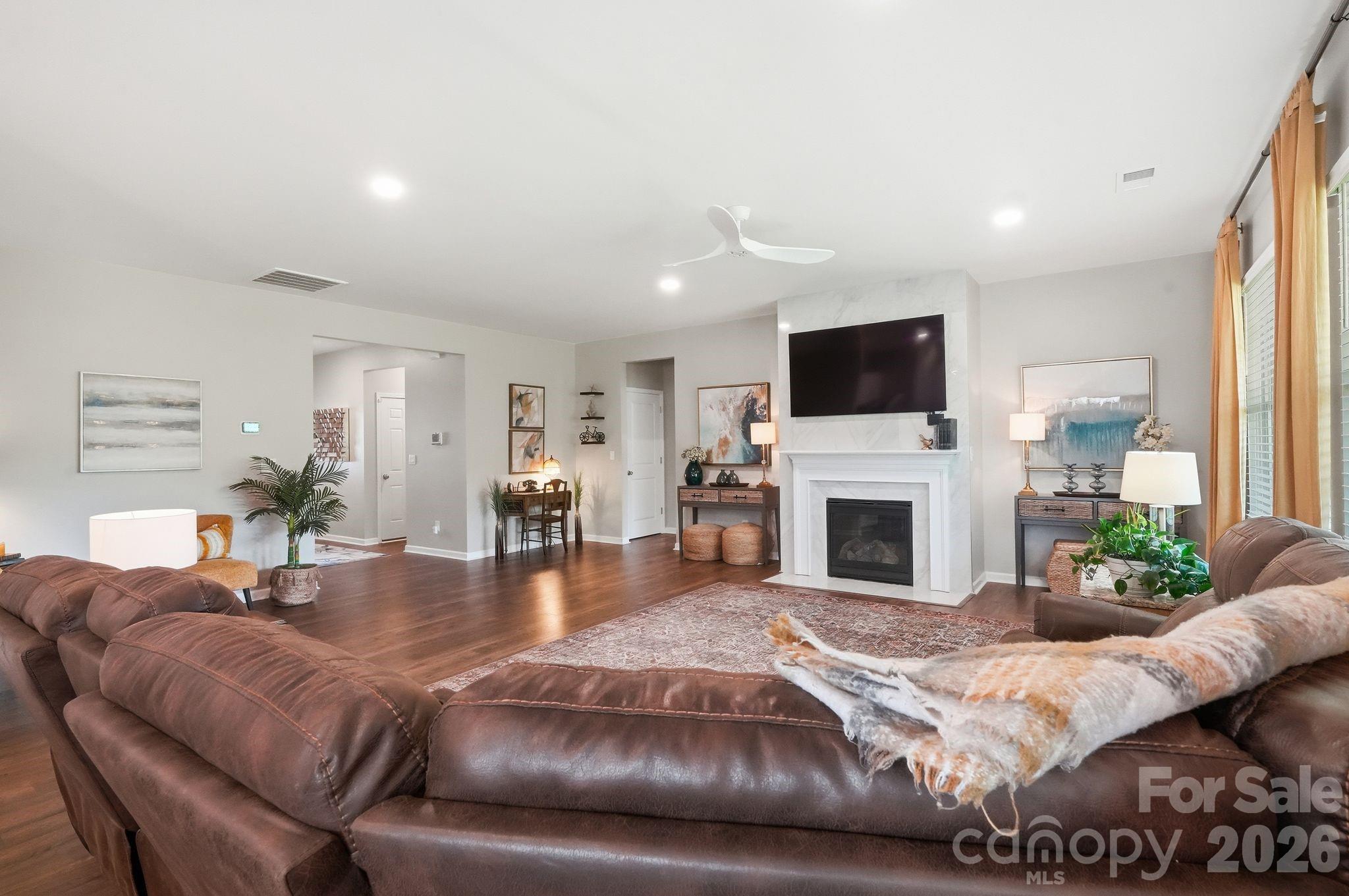 7735 Stonehouse Drive Property Photo 10
