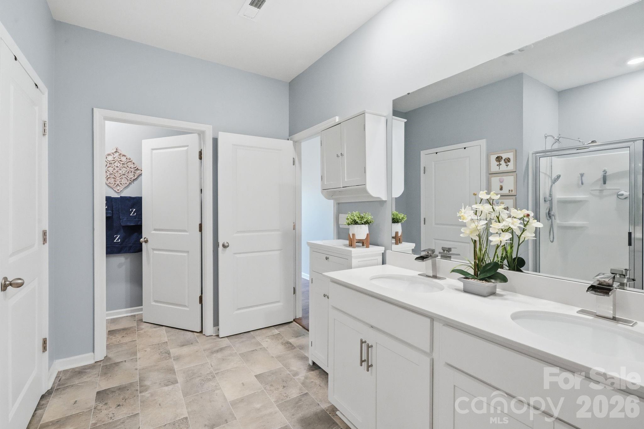 7735 Stonehouse Drive Property Photo 14