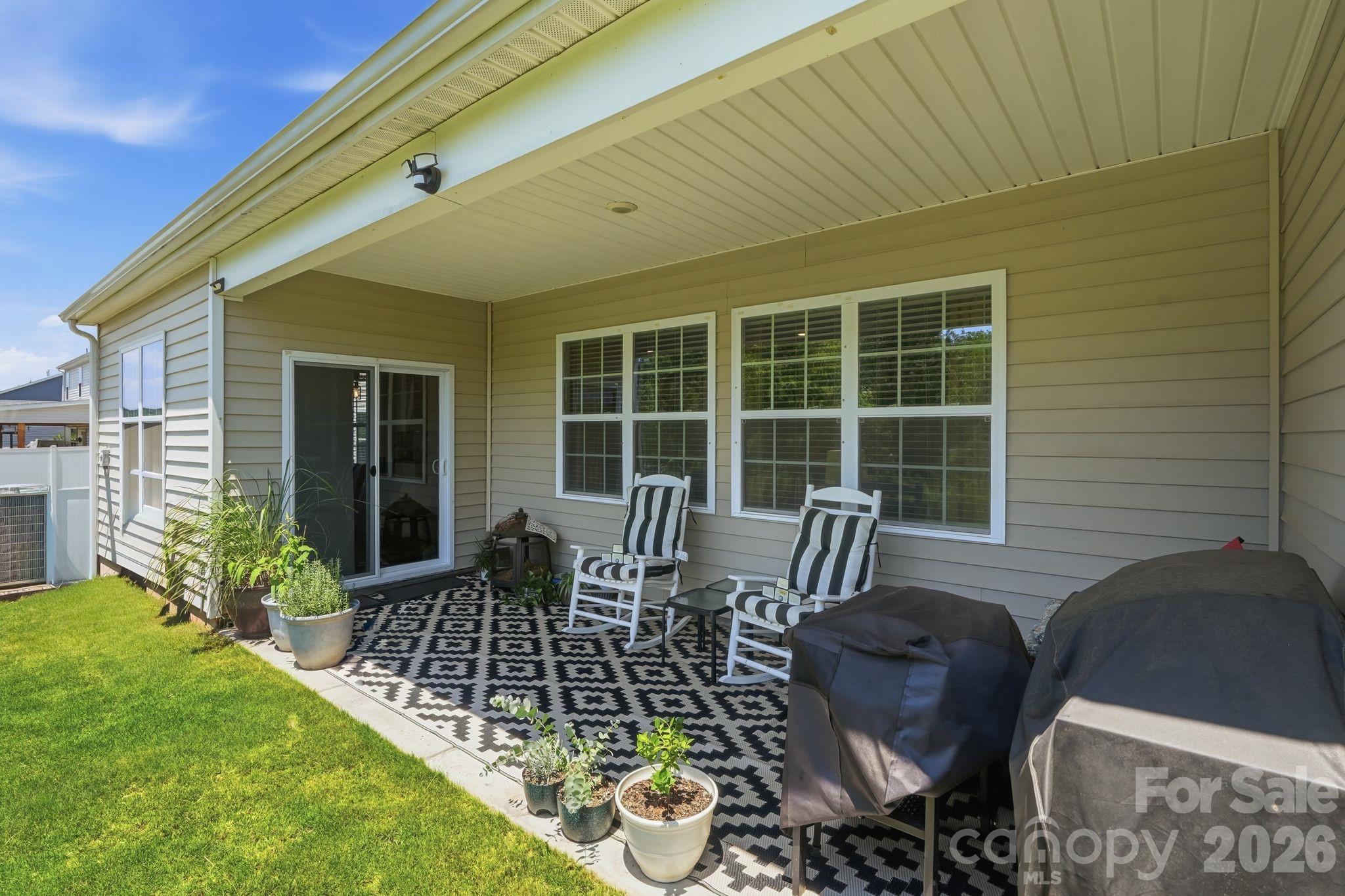 7735 Stonehouse Drive Property Photo 25