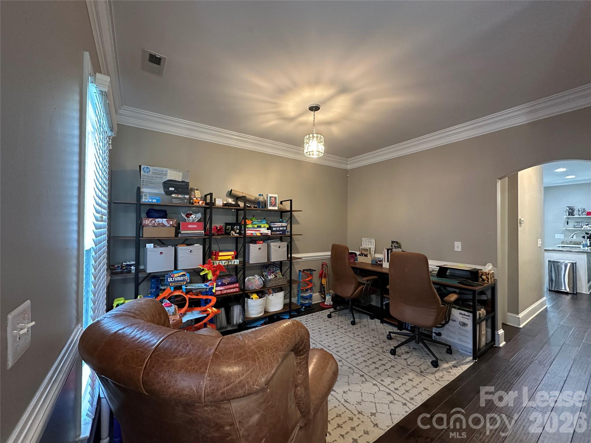 819 Stargard Court Property Photo 4