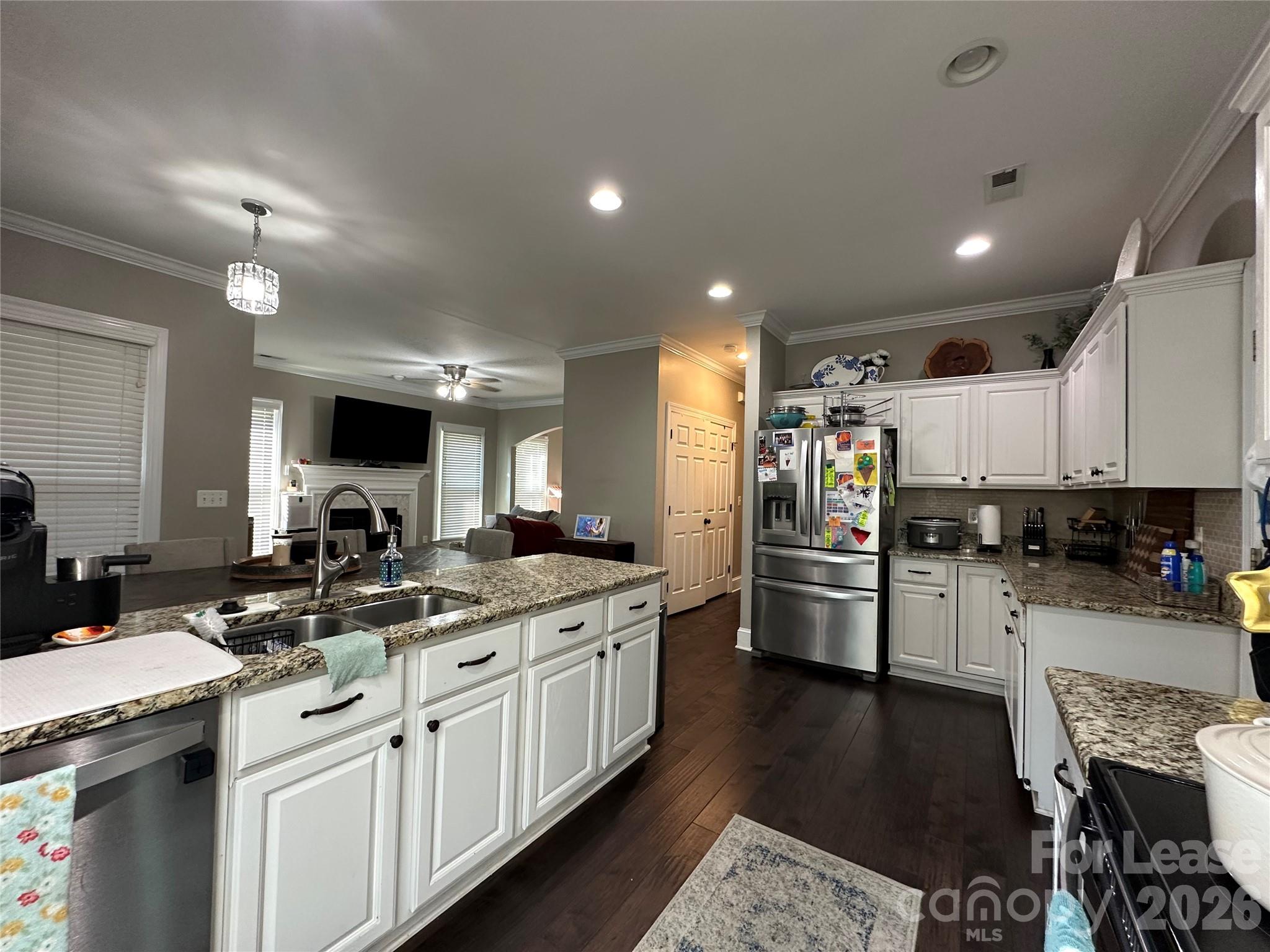 819 Stargard Court Property Photo 12