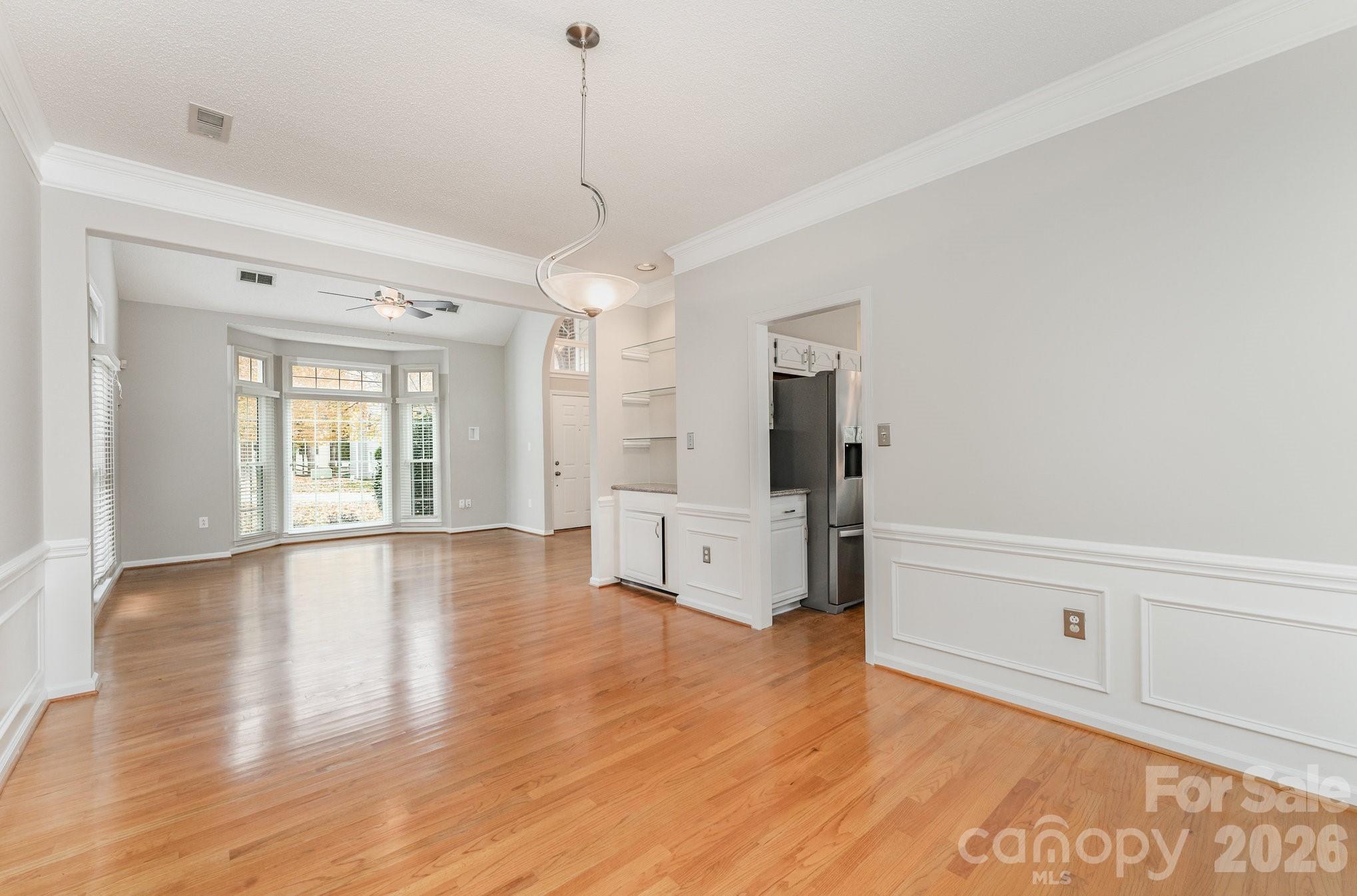 5923 Swanston Drive Property Photo 9