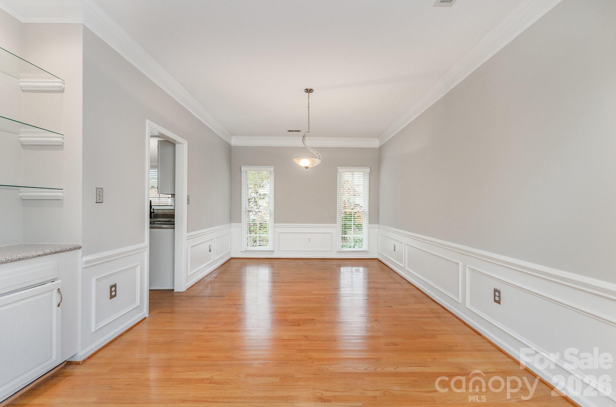 5923 Swanston Drive Property Photo 11