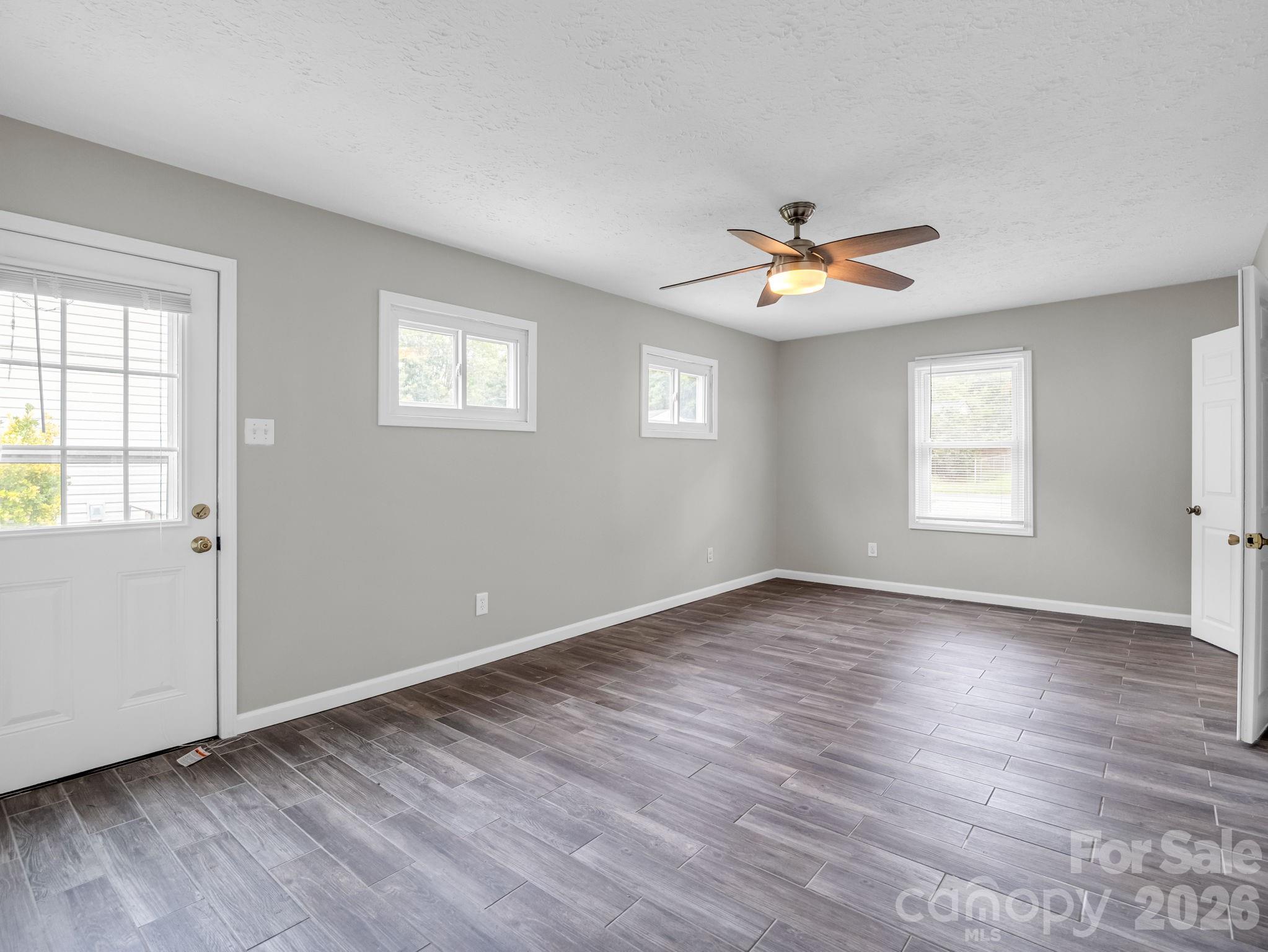 119 Scenic View Drive Property Photo 14