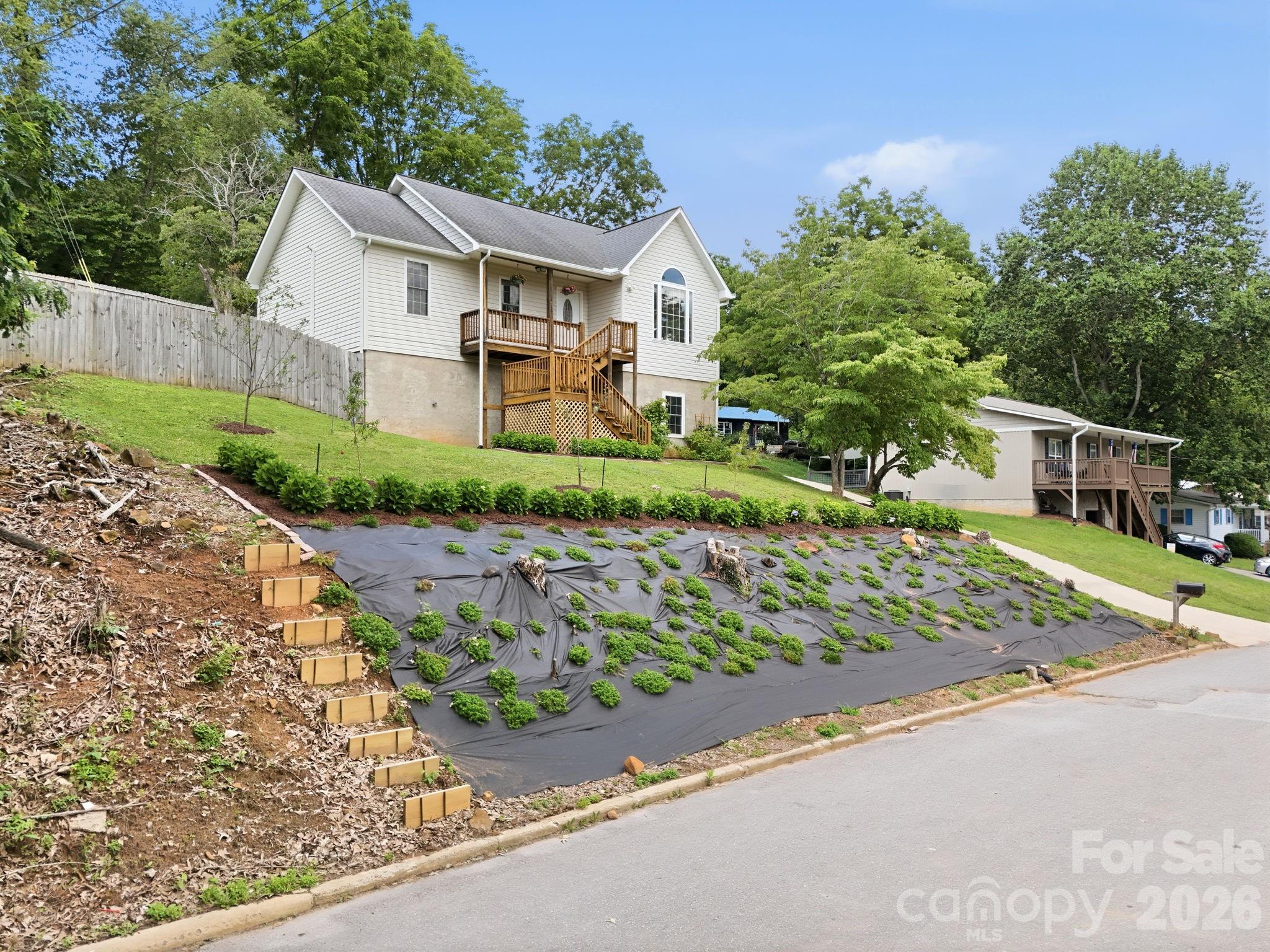 320 Meadowbrook Drive Property Photo 2