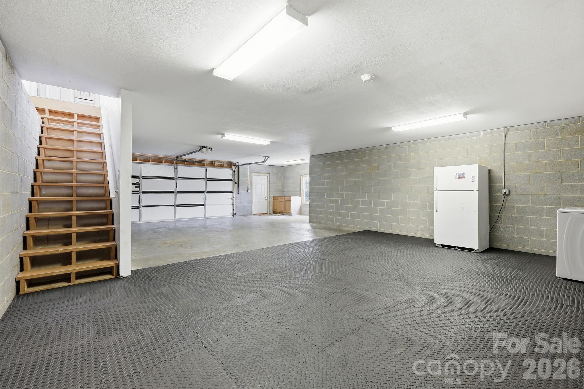 320 Meadowbrook Drive Property Photo 22