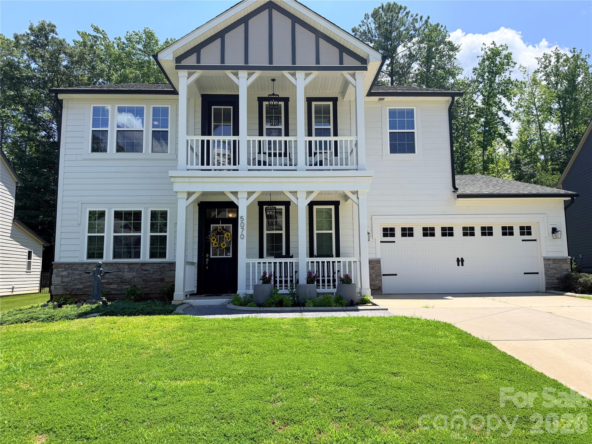 5070 Watersail Way Property Photo 1