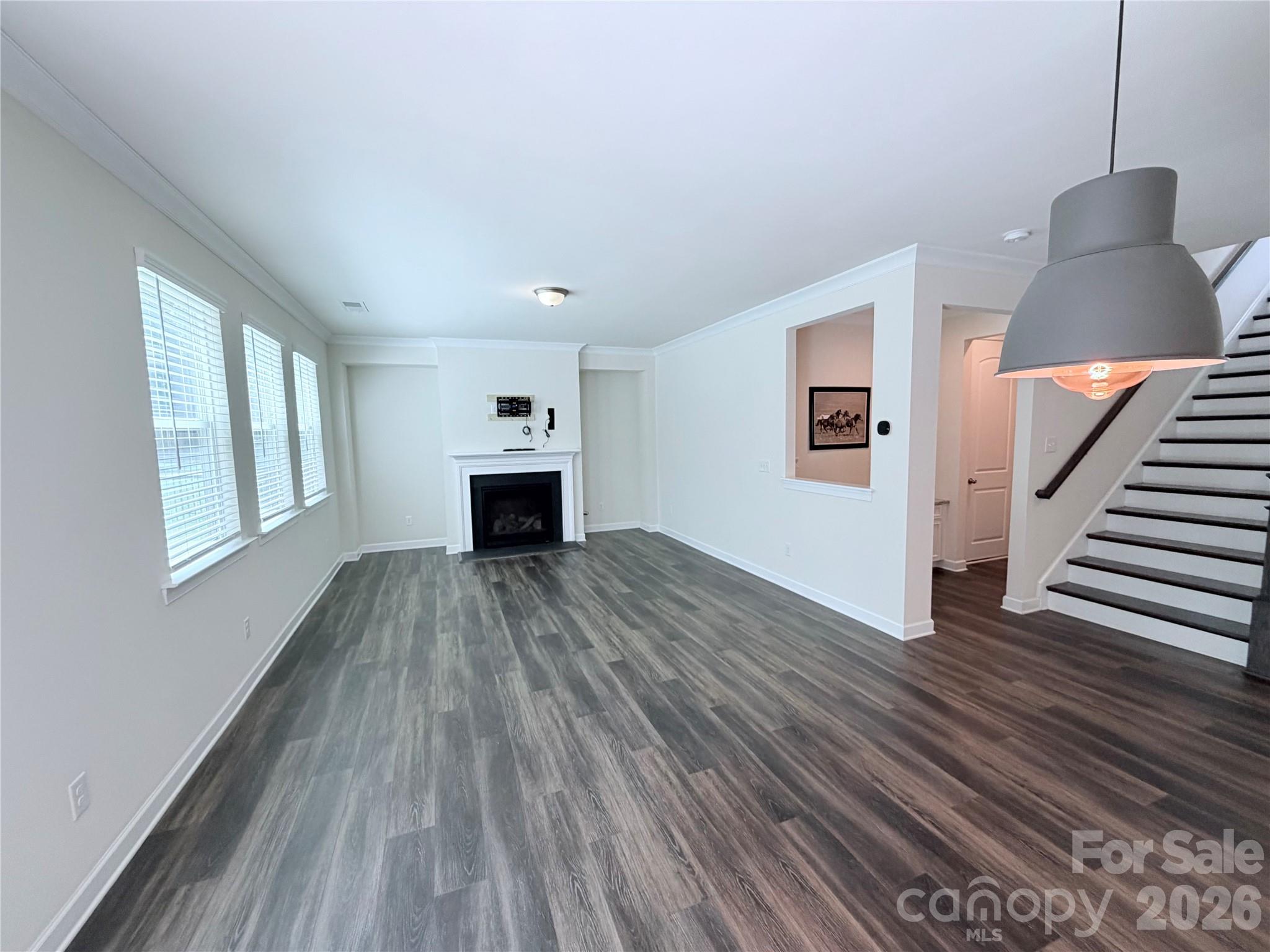 5070 Watersail Way Property Photo 12