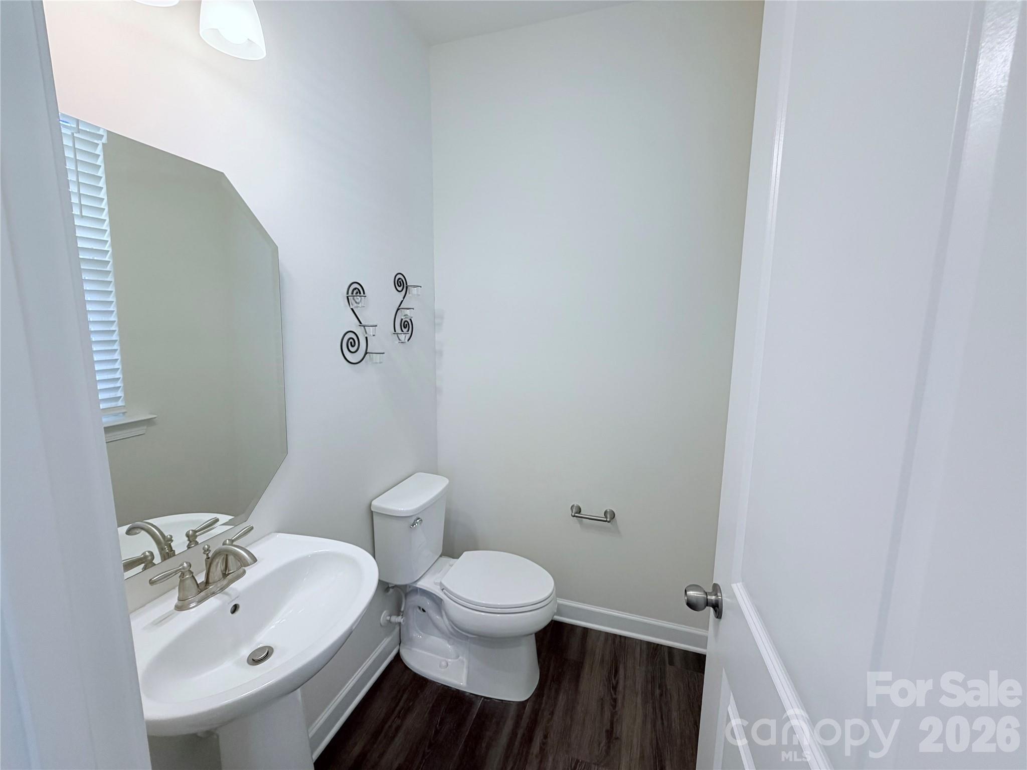 5070 Watersail Way Property Photo 18
