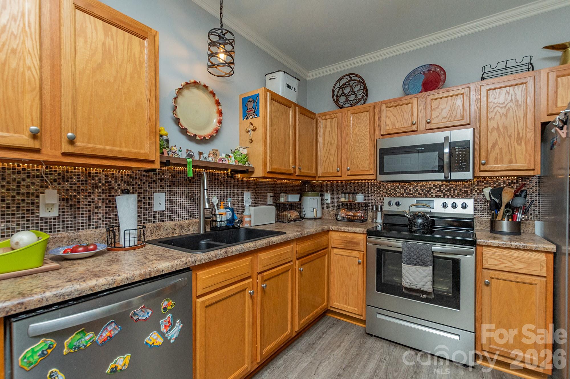 205 Chickadee Drive Property Photo 10
