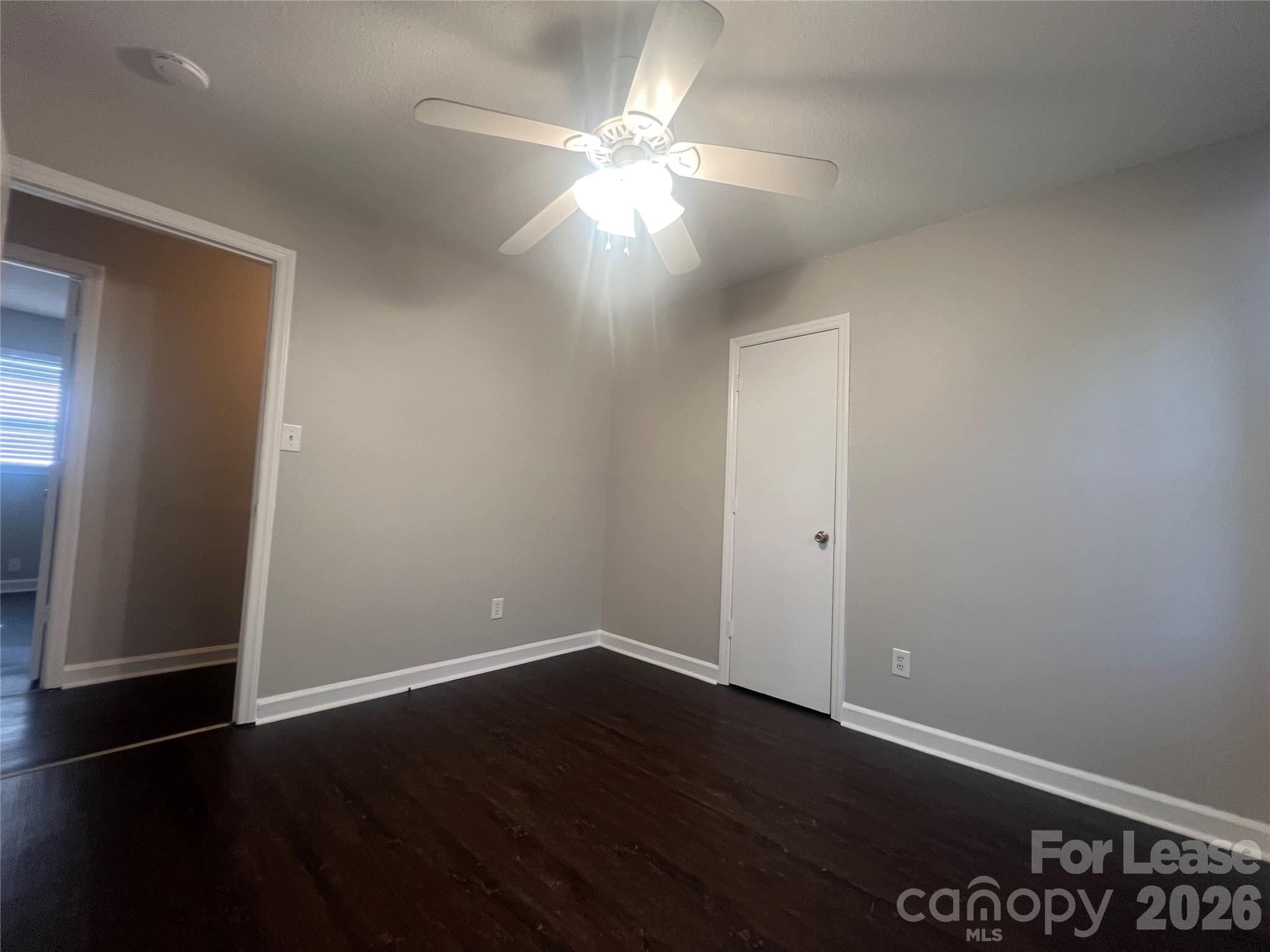 3605 Somerset Drive Property Photo 9