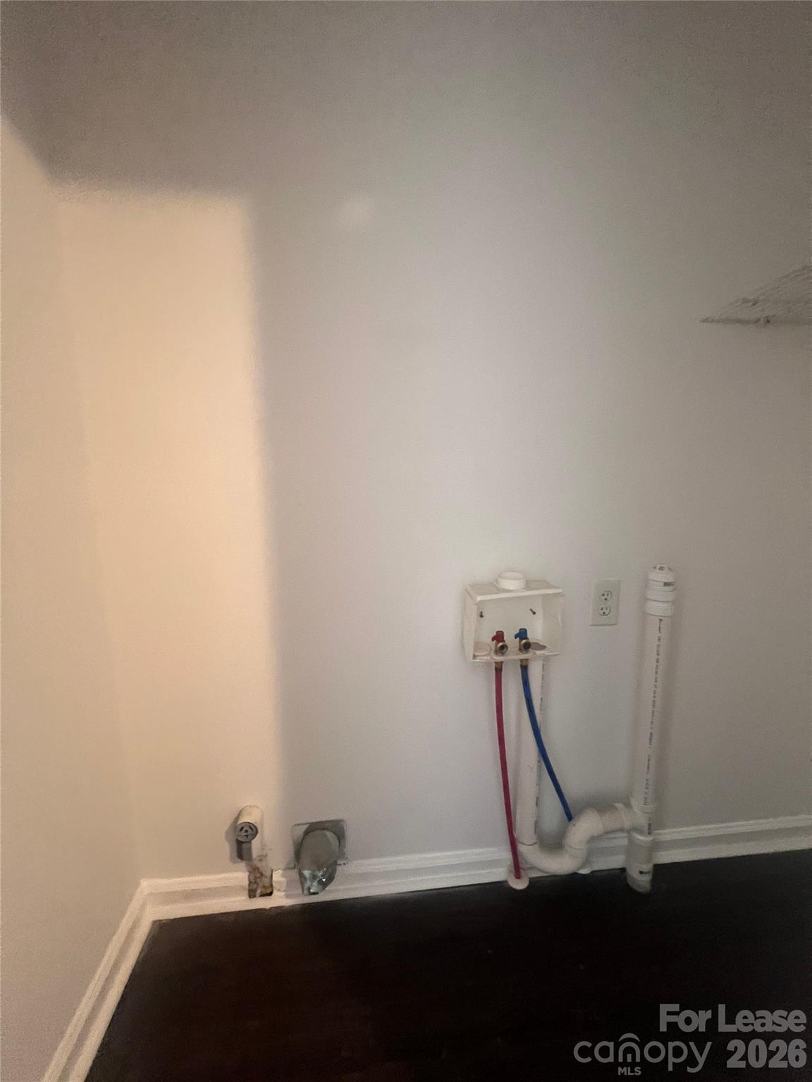 3605 Somerset Drive Property Photo 16