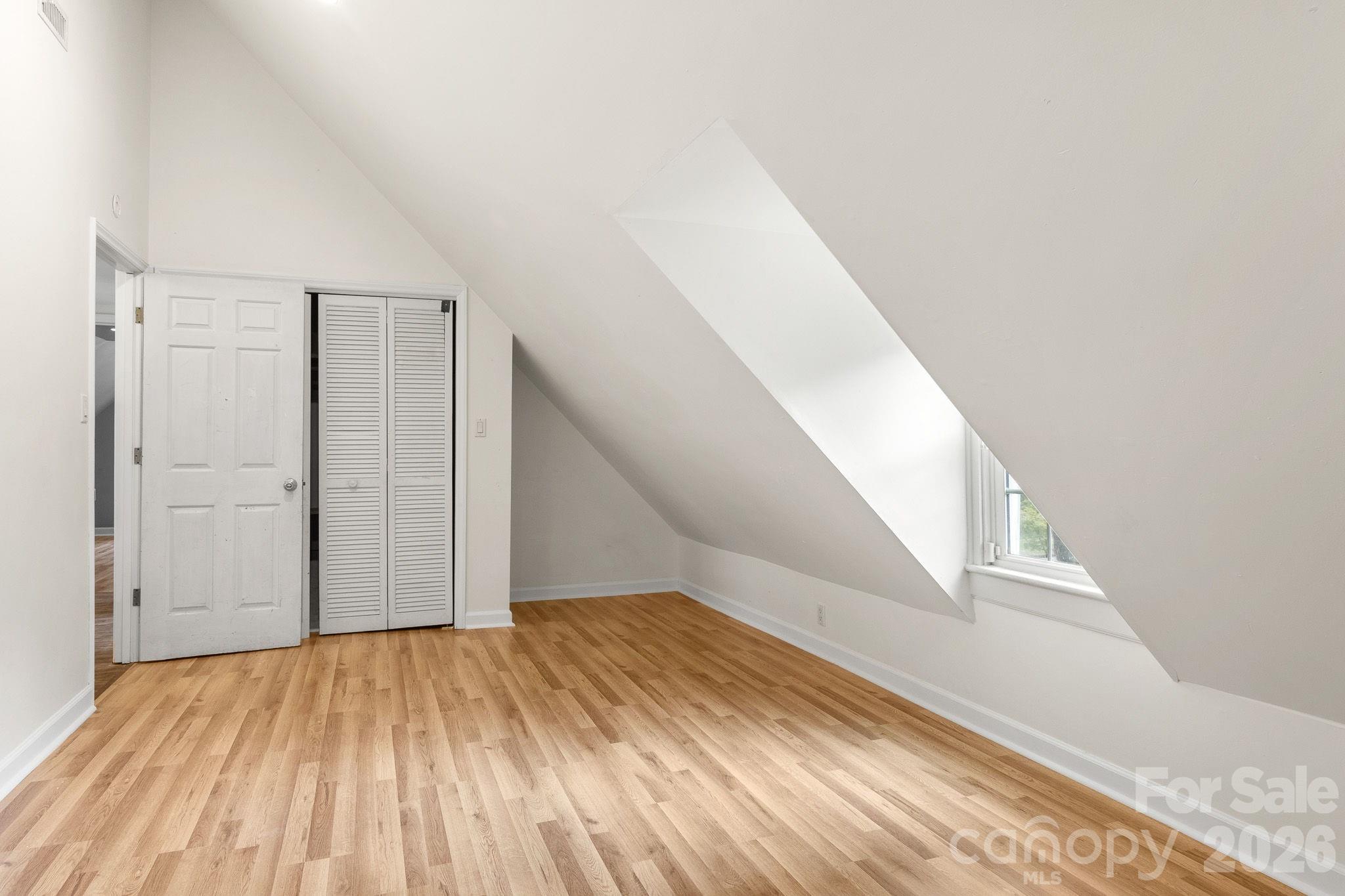 207 Edgemont Drive Property Photo 35