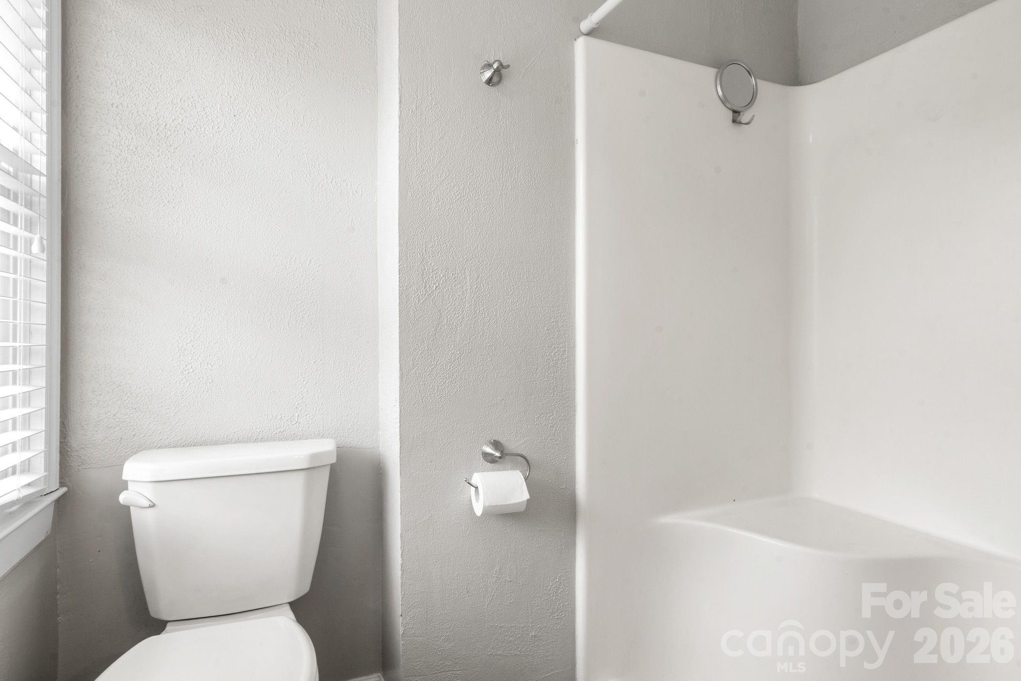 207 Edgemont Drive Property Photo 46