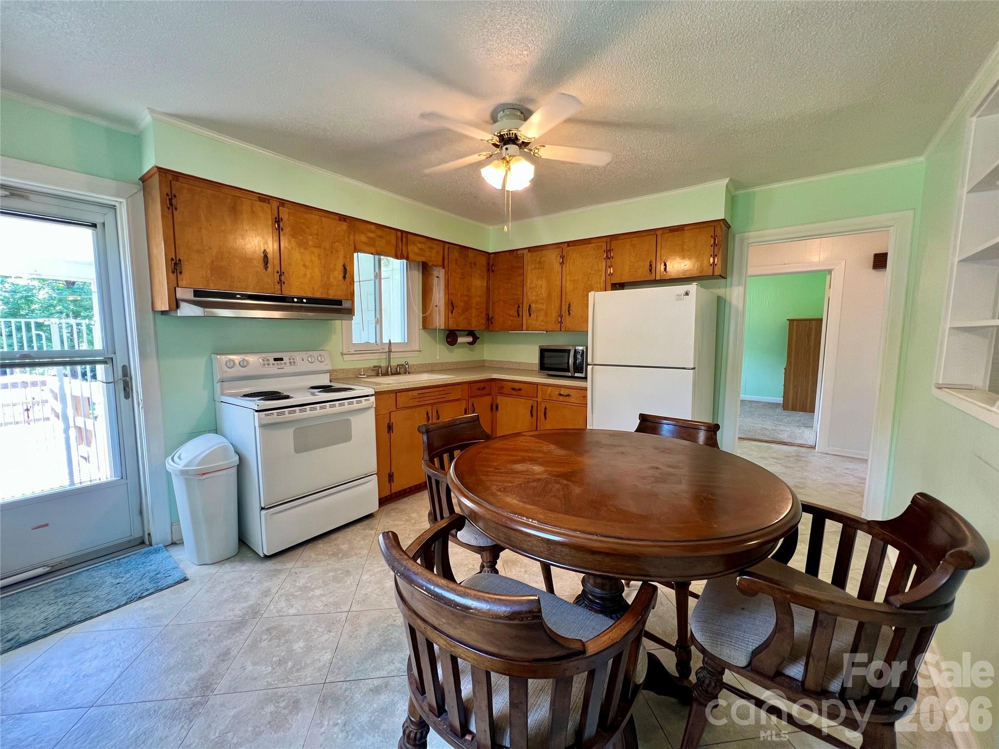 2307 Mclean Street Property Photo 18