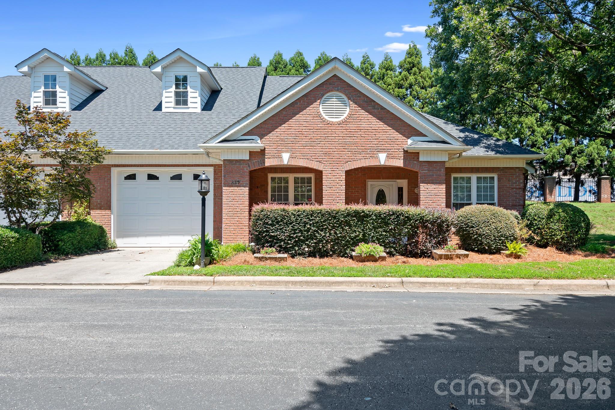 215 Knops Nob Road Property Photo 2