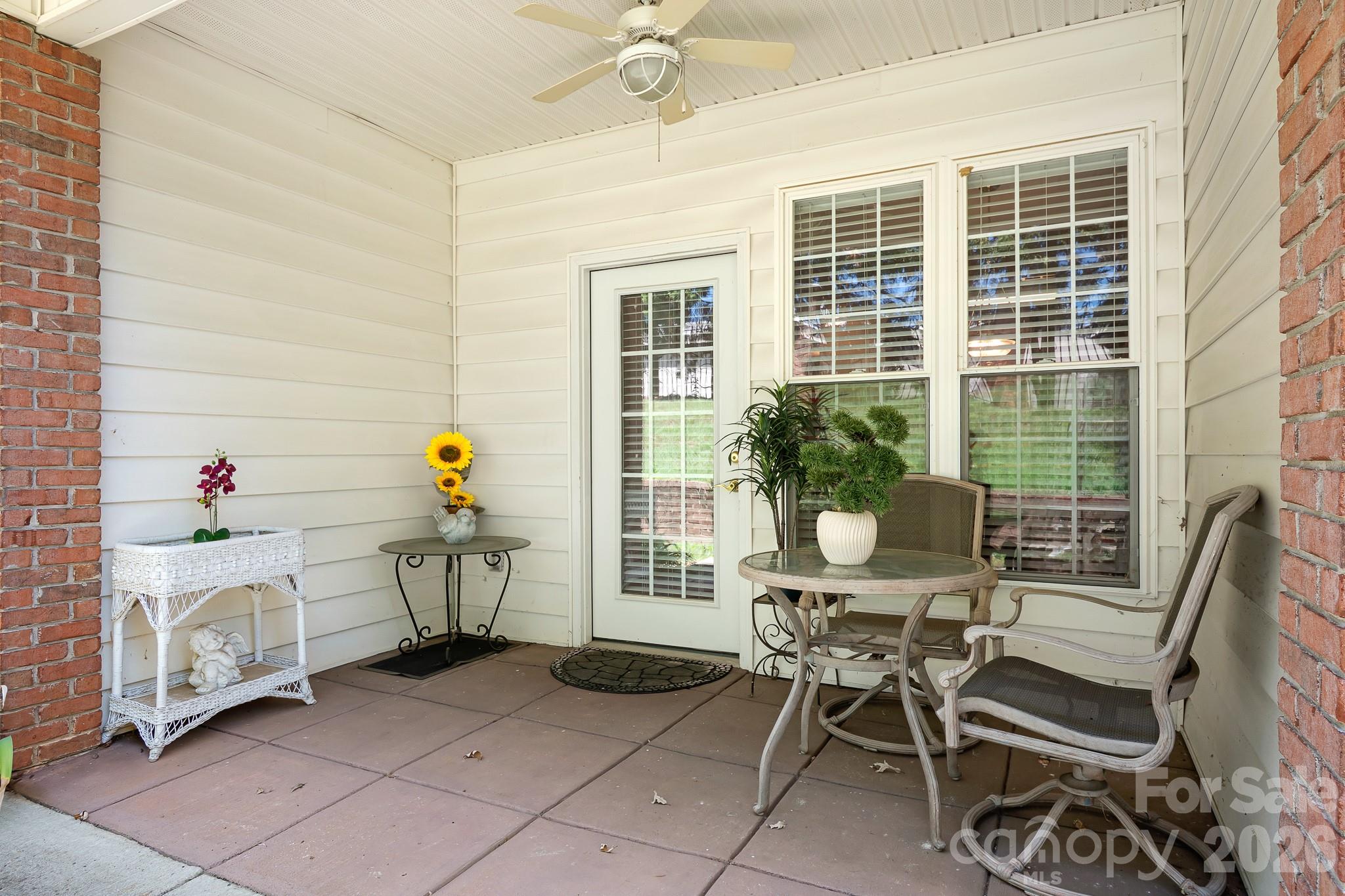 215 Knops Nob Road Property Photo 12