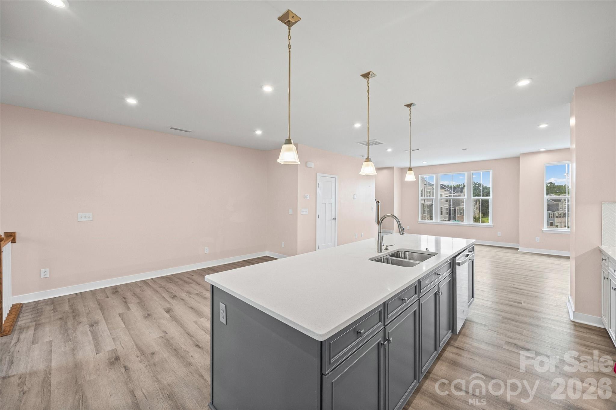 928 Portrush Lane Property Photo 8