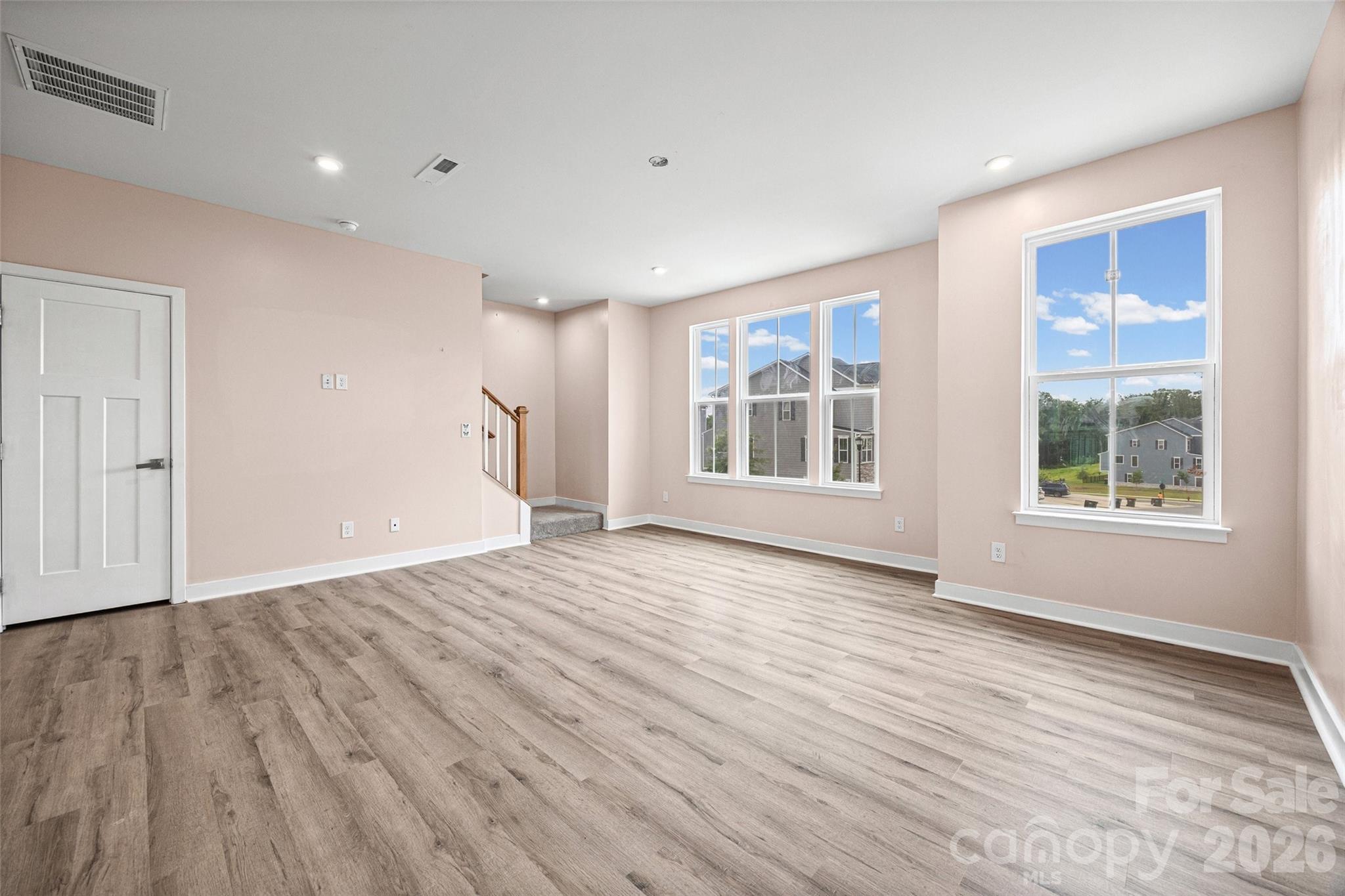 928 Portrush Lane Property Photo 13