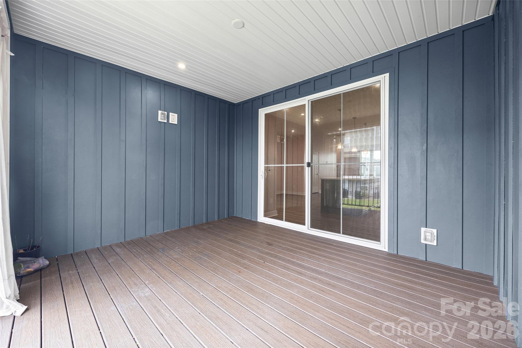 928 Portrush Lane Property Photo 24