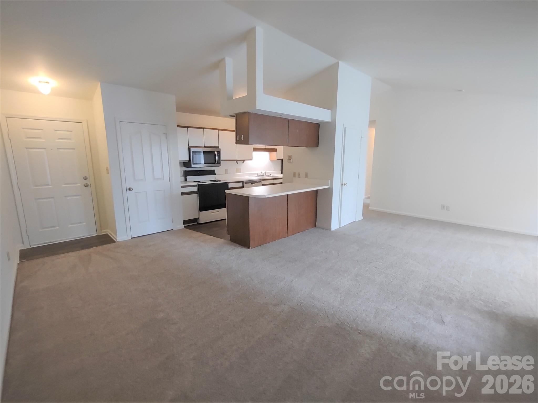 7366 Rose Terrace Court Property Photo 6