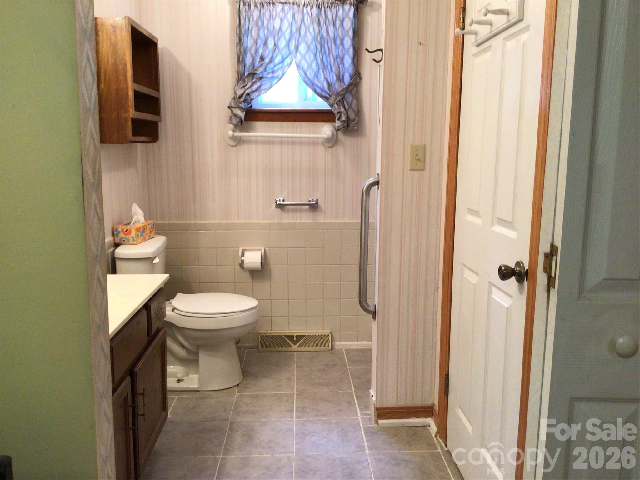214 Big Bear Boulevard Property Photo 11